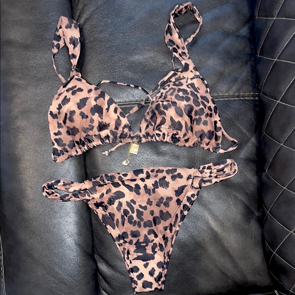 Leopard Print Bikini Set 🐆
